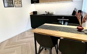 Apartament 21